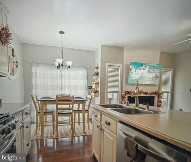 14175 Hunters Run Way, Gainesville, VA 20155 - photo 3