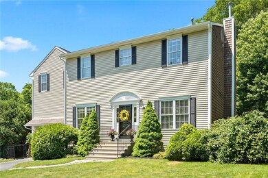 191 Orchard Woods Dr, Saunderstown, RI 02874 - photo 3