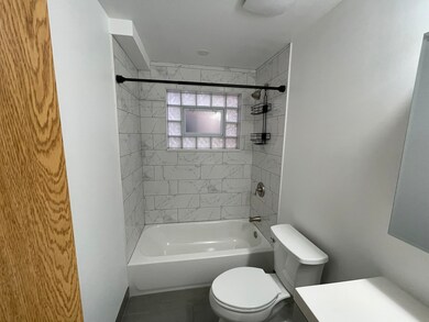 8511 W Gregory St unit 2N, Chicago, IL 60656 - photo 7