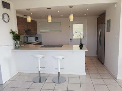 8001 Crespi Blvd unit 6D, Miami Beach, FL 33141 - photo 6