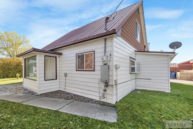 590 Park Ave, Arco, ID 83213 - photo 2