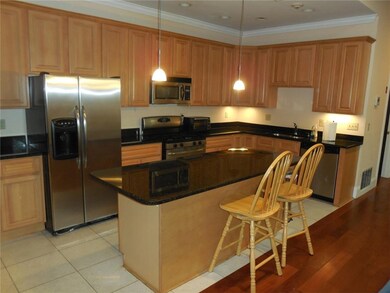 387 Angell St unit 2, Providence, RI 02906 - photo 3