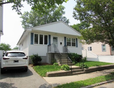 156 Nelson St, Providence, RI 02908 - photo 2