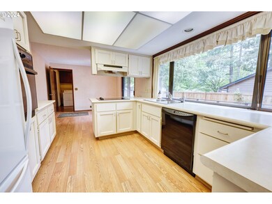 9660 SW 135th Ave, Beaverton, OR 97008 - photo 5