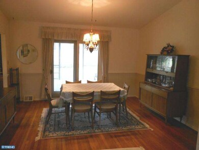 401 Hilltop Rd, Paoli, PA 19301 - photo 3