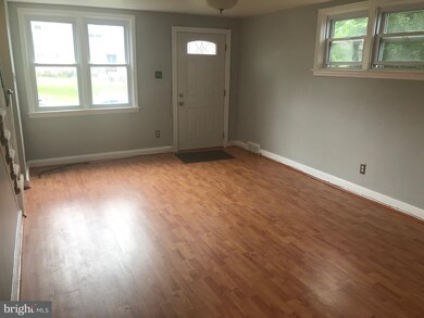 22 Southridge Rd, Darby, PA 19023 - photo 2