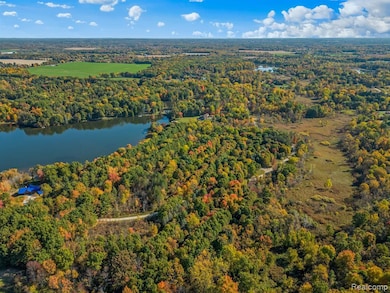 4695 Waterwood Way, Howell, MI 48855 - photo 6