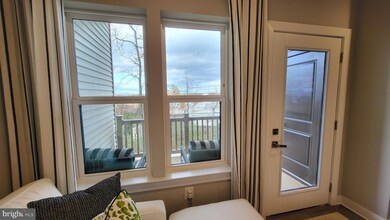 46320 Mount Milstead Terrace unit 102, Sterling, VA 20164 - photo 7