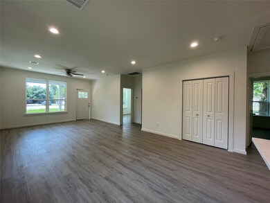 313 2nd St, Rosenberg, TX 77471 - photo 6