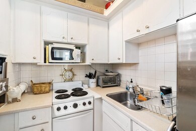 14 Gloucester St unit 3A, Boston, MA 02115 - photo 7