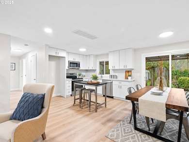 11630 SW Tigard St, Tigard, OR 97223 - photo 4