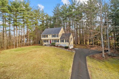 10 Lexington Ave, Londonderry, NH 03053 - photo 3