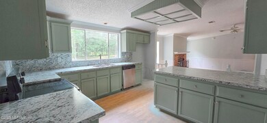 5566 Oregon Trail, Middleburg, FL 32068 - photo 7