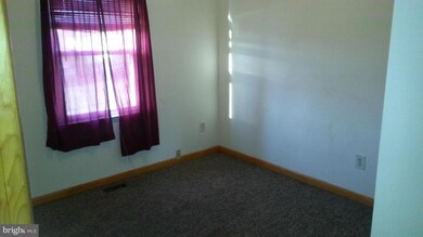 109 2nd St, Moorefield, WV 26836 - photo 2