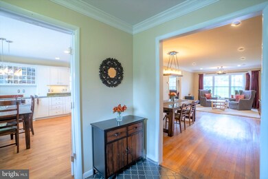 1210 Clearfield Cir, Lutherville Timonium, MD 21093 - photo 4