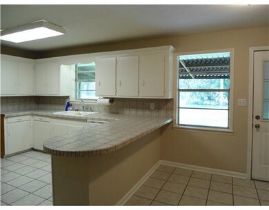 7302 Esler Field Rd, Pineville, LA 71360 - photo 7