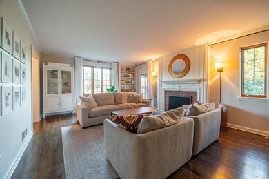 1733 Barrington Road-21