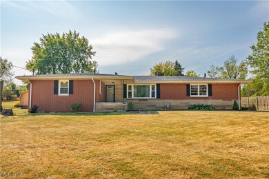 5822 Longview St SW, Massillon, OH 44646 - photo 2