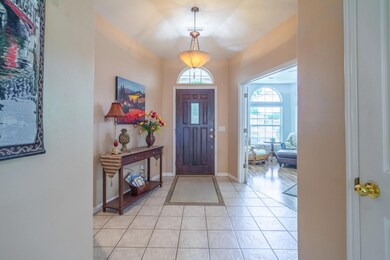 2332 E 440 N Cir-010