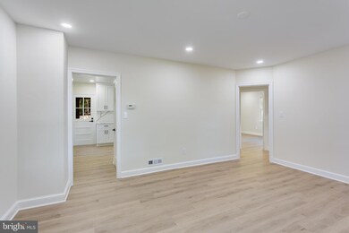 304 Franklin Place, Silver Spring, MD 20901 - photo 6