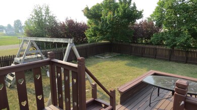 1008 13th St SW, Jamestown, ND 58401 - photo 5