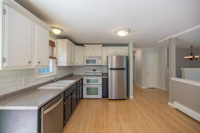 17 Elizabeth Ave, Raymond, ME 04071 - photo 5