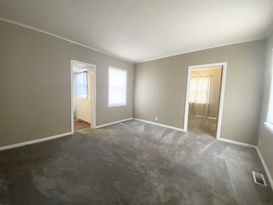 533 E Walnut St, Greentown, IN 46936 - photo 5