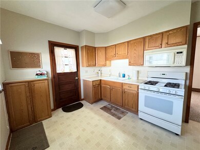 130 Park Place, Auburn, NY 13021 - photo 5