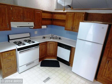 58 Edward Ln, Lothian, MD 20711 - photo 5