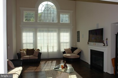 1970 Powells Landing Cir, Woodbridge, VA 22191 - photo 6