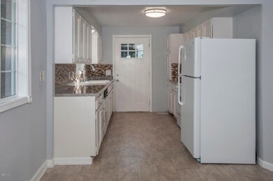 1030 SW 17th St, Lincoln City, OR 97367 - photo 6