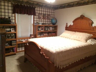 3341 W Ravenfield Blvd, Greenfield, IN 46140 - photo 7