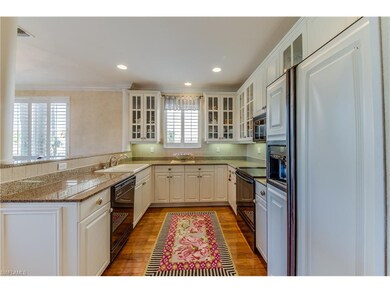 Beautiful bright kitchen
