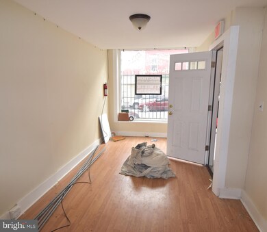 404 W Saratoga St, Baltimore, MD 21201 - photo 4