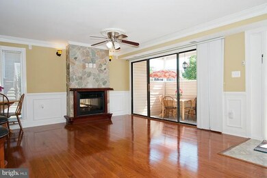 5786 Village Green Dr unit 5786, Alexandria, VA 22309 - photo 7