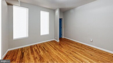 210 S Augusta Ave, Baltimore, MD 21229 - photo 4