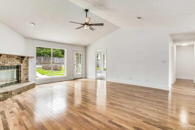 717 Tara Rd, Cantonment, FL 32533 - photo 3