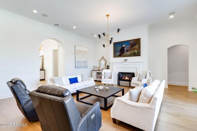 9-web-or-mls-105 Trailing Oaks Dr-8