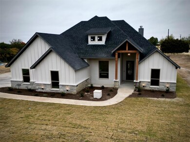 2127 Floyd Rd, Weatherford, TX 76087 - photo 2