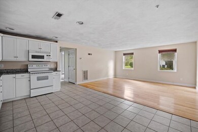 104 Norton Ave unit 3, South Easton, MA 02375 - photo 3