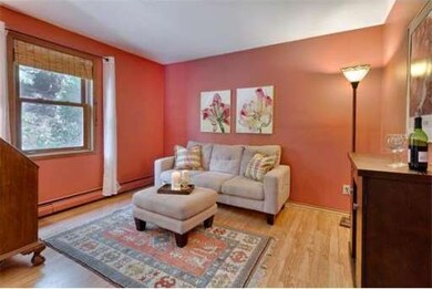 22 Cherry St, Newburyport, MA 01950 - photo 3