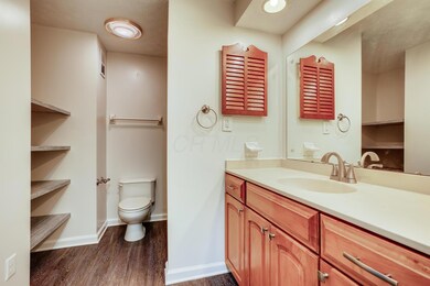 5152 Tuxworth Ct Columbus OH-large-006-0