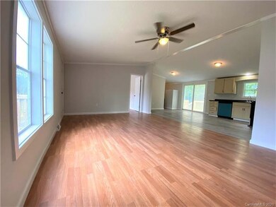 436 Charles St, Statesville, NC 28677 - photo 4