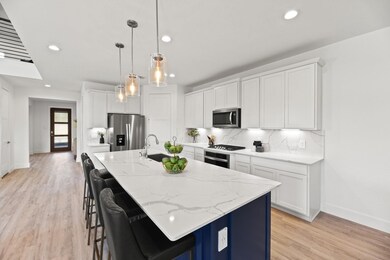 13312 Big Sky Ct, Shenandoah, TX 77384 - photo 7