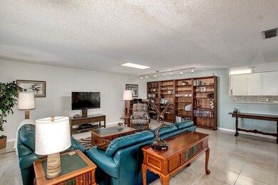 17025 N Pinion Ln, Sun City, AZ 85373 - photo 5