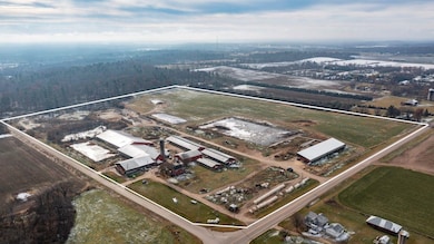 N5271 Madden Rd, New London, WI 54961 - photo 2