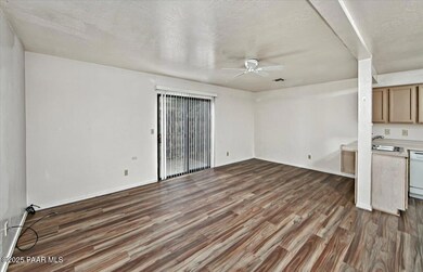 3065 E Yavapai Rd, Prescott Valley, AZ 86314 - photo 6