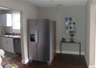 Additional kitchen area