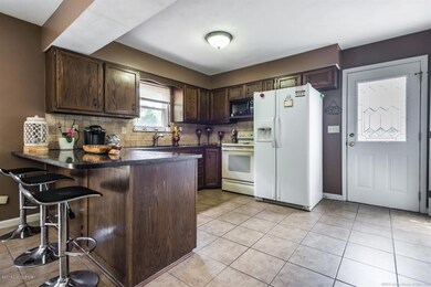 3722 Flemar Dr, Floyds Knobs, IN 47119 - photo 7