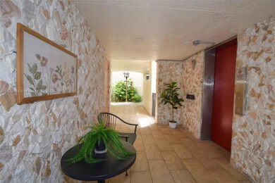 7632 Fairfax Dr unit 203, Tamarac, FL 33321 - photo 4